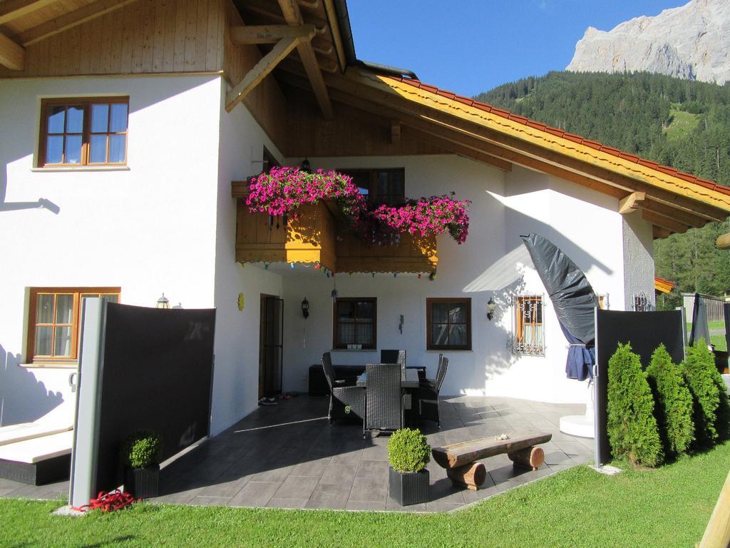 Alpen-Chalet Ehrwald Exterior foto